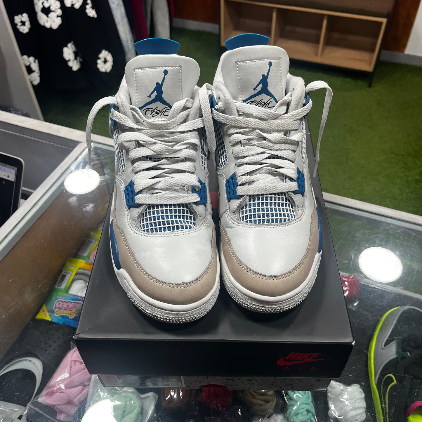 Air Jordan 4 Military Blue • Recondicionado
