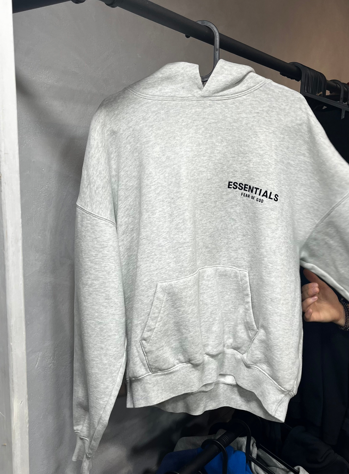 Fear of God Essentials Light Oatmeal - Recondicionado