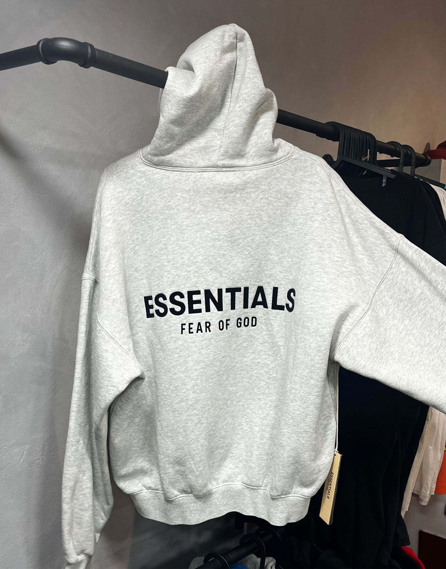 Fear of God Essentials Light Oatmeal - Recondicionado