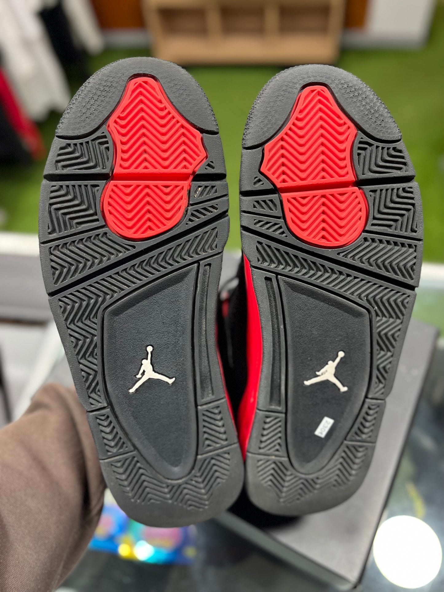 Air Jordan 4 Red Thunder - Recondicionado