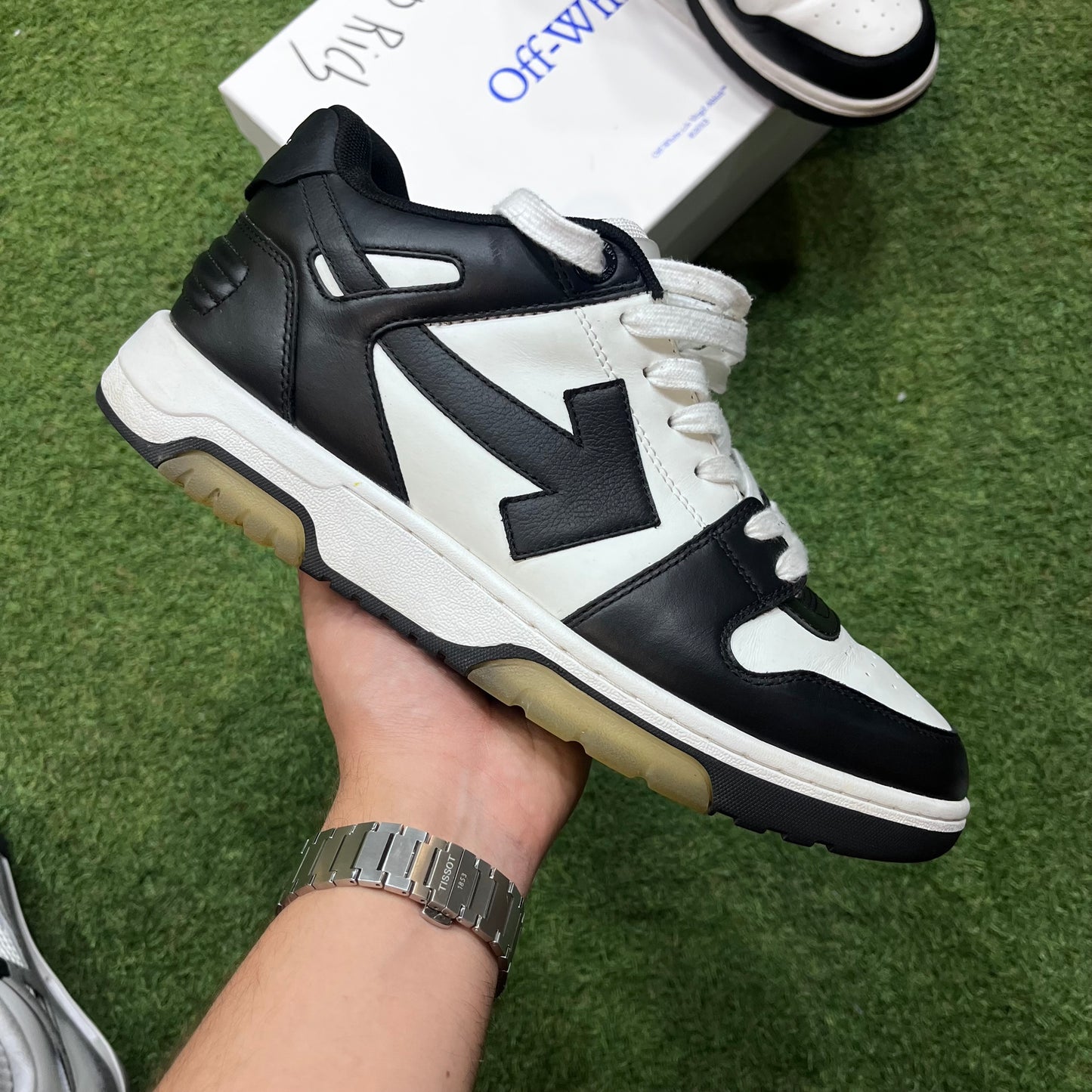 OFF-WHITE Out Of Office “PANDA” - Recondicionado