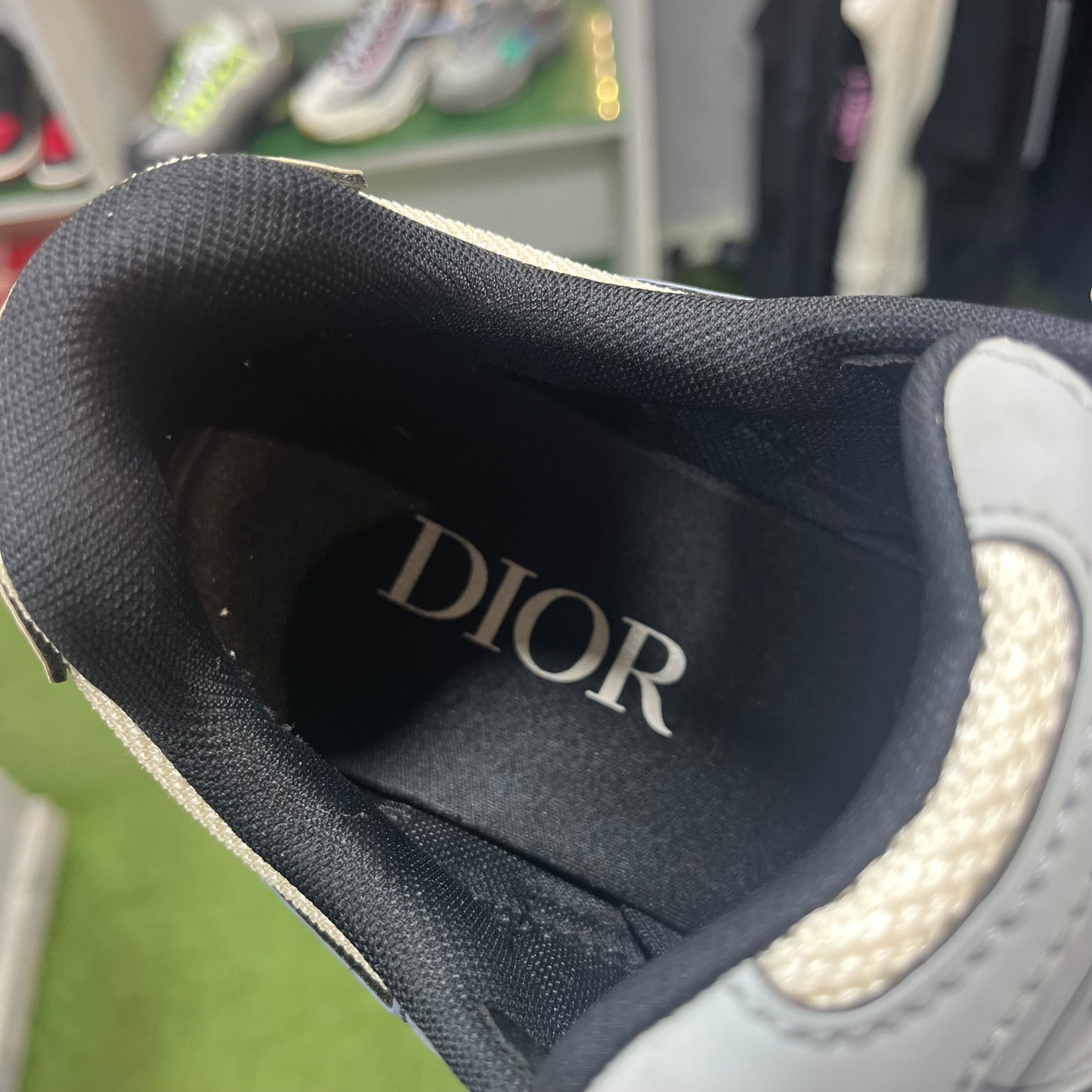 Christian Dior B30 • Recondicionado