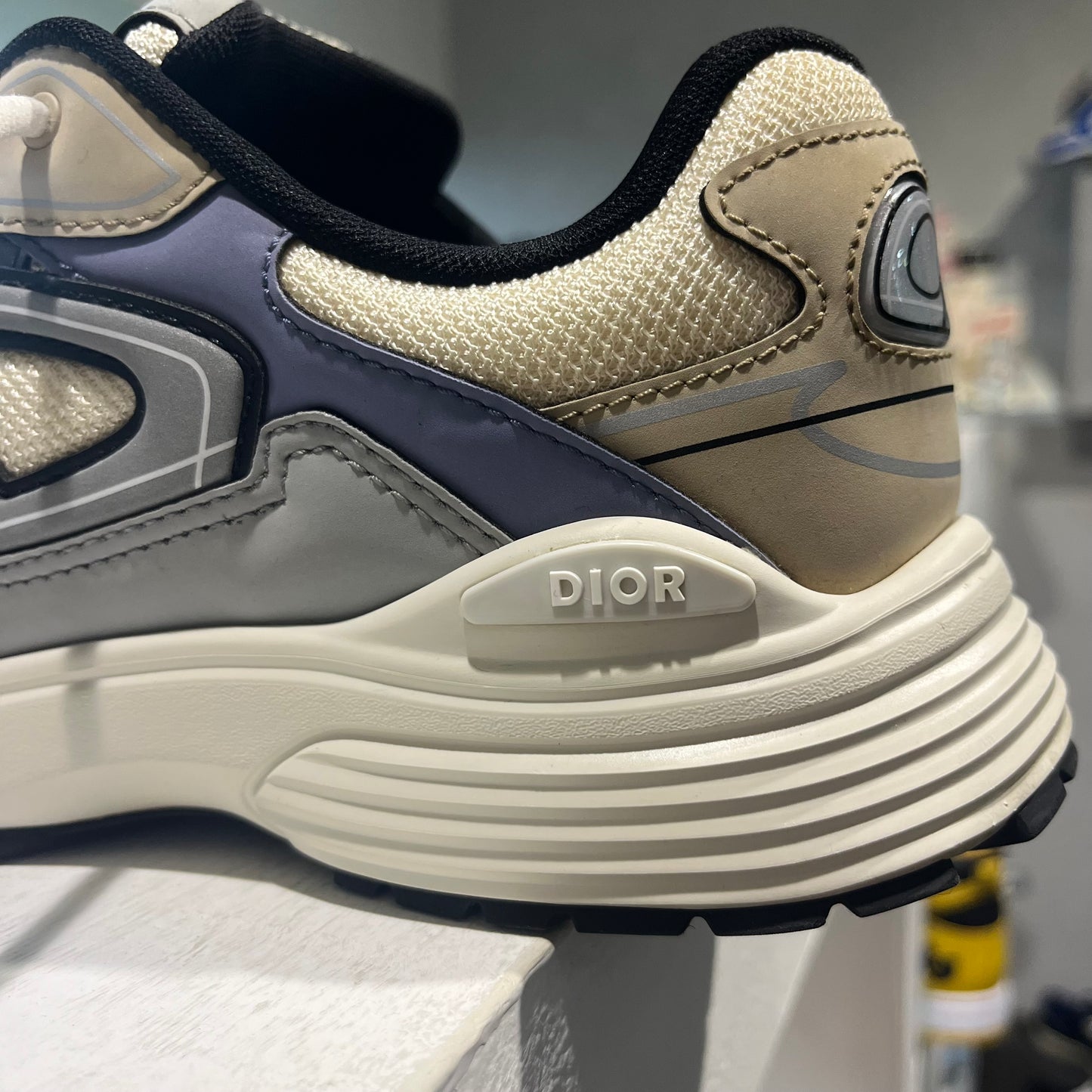 Christian Dior B30 • Recondicionado