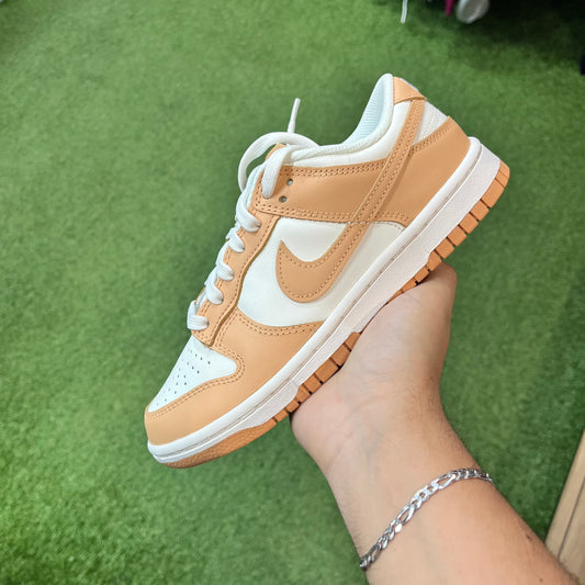 Nike Dunk Low harvest Moon