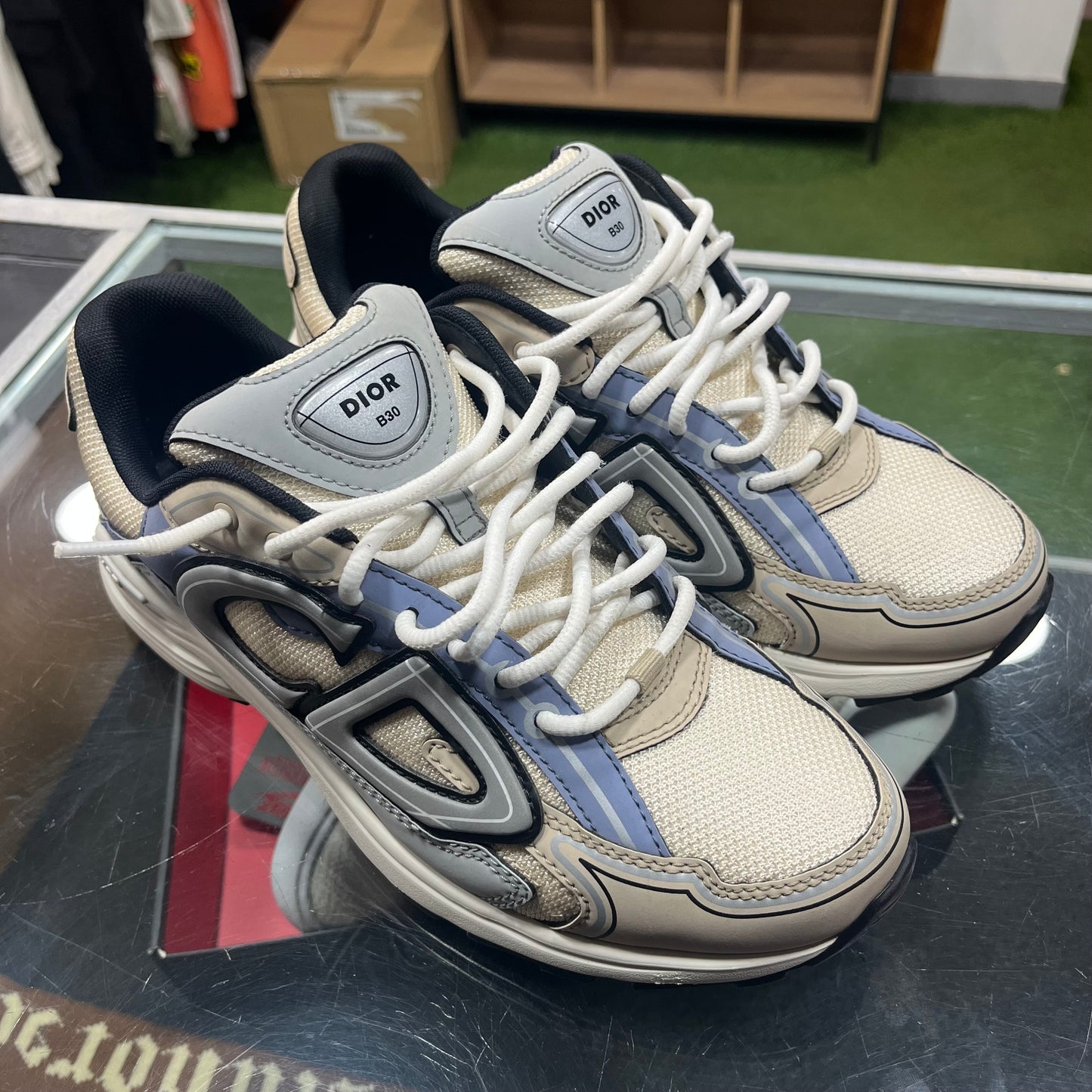 Christian Dior B30 • Recondicionado