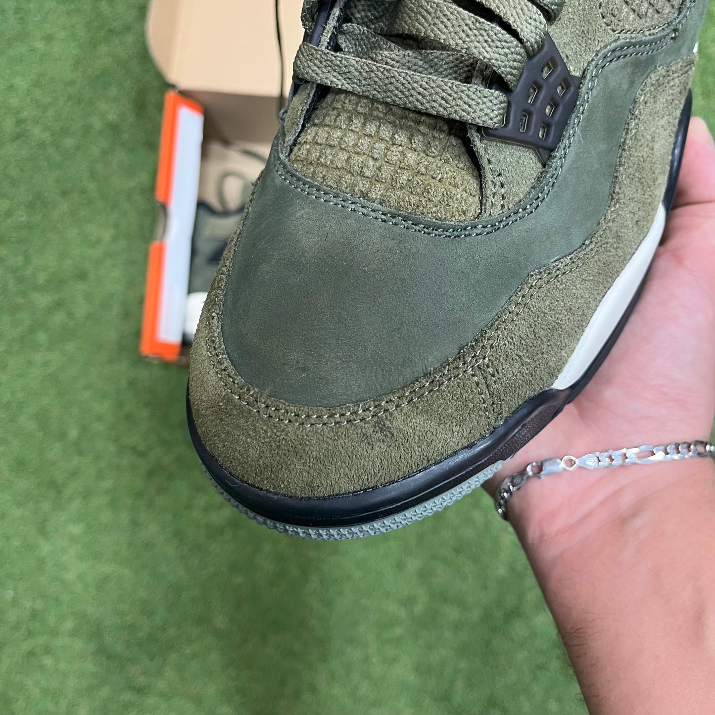 Air Jordan 4 Olive Canvas - Recondicionado