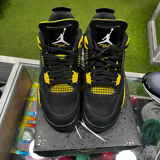 Air Jordan 4 Thunder - Recondicionado