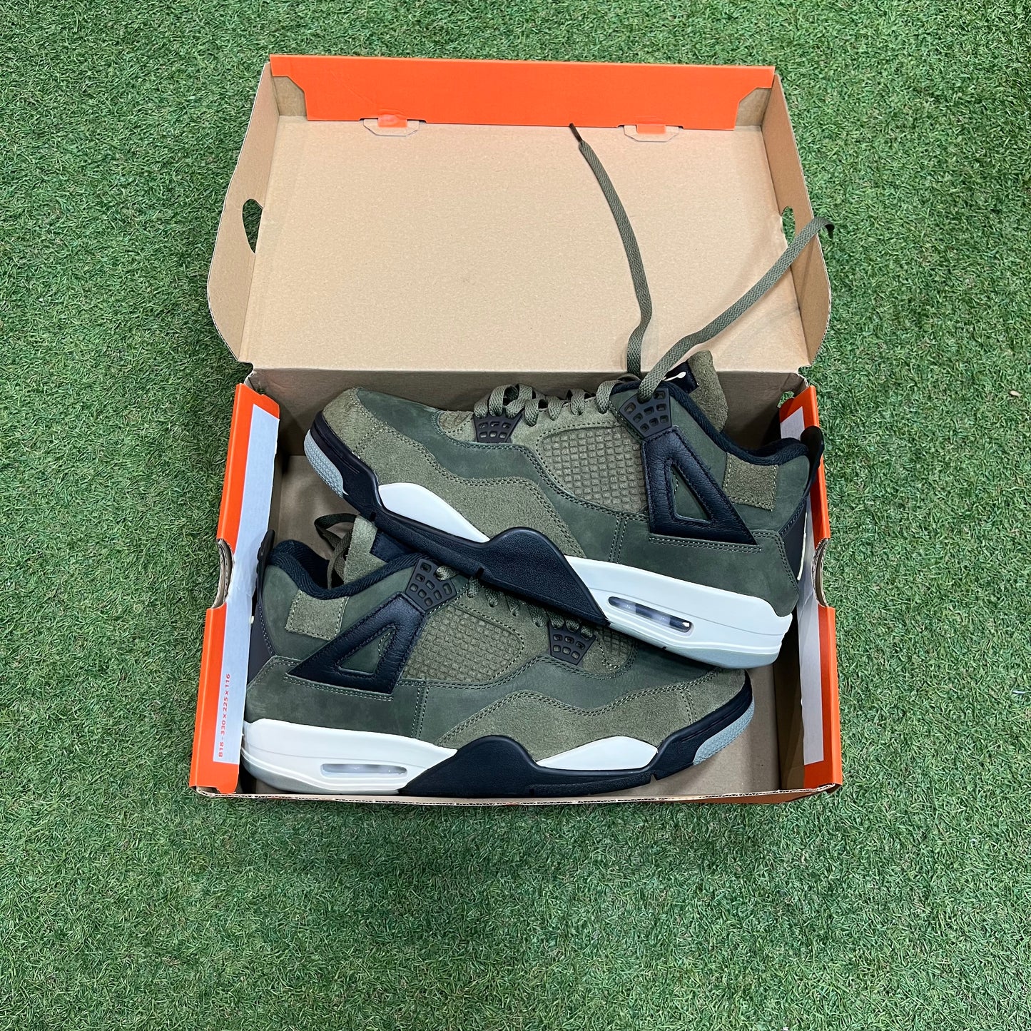 Air Jordan 4 Olive Canvas - Recondicionado