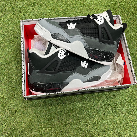 Air Jordan 4 Retro Fear 2024 GS RECONDICIONADO