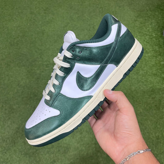 Nike Dunk Low Vintage Green